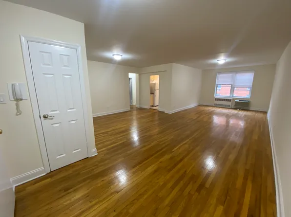 79-25 150th St, Flushing, NY