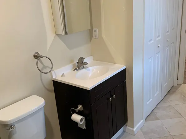 2003 Rising Sun Ln APT B1, Wilmington, DE 19807