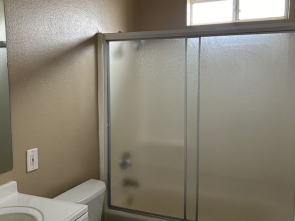 5th image of 4154 39th St APT 8