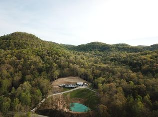 11490 Red Lick Rd, Irvine, KY 40336