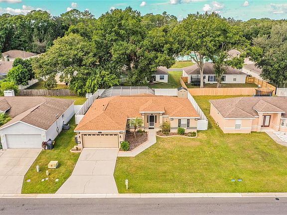 3rd image of 8174 Oakhurst Blvd