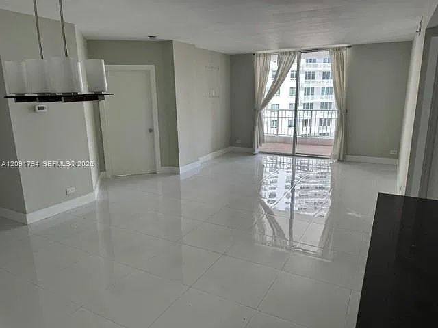 701 Brickell Key Blvd #1605