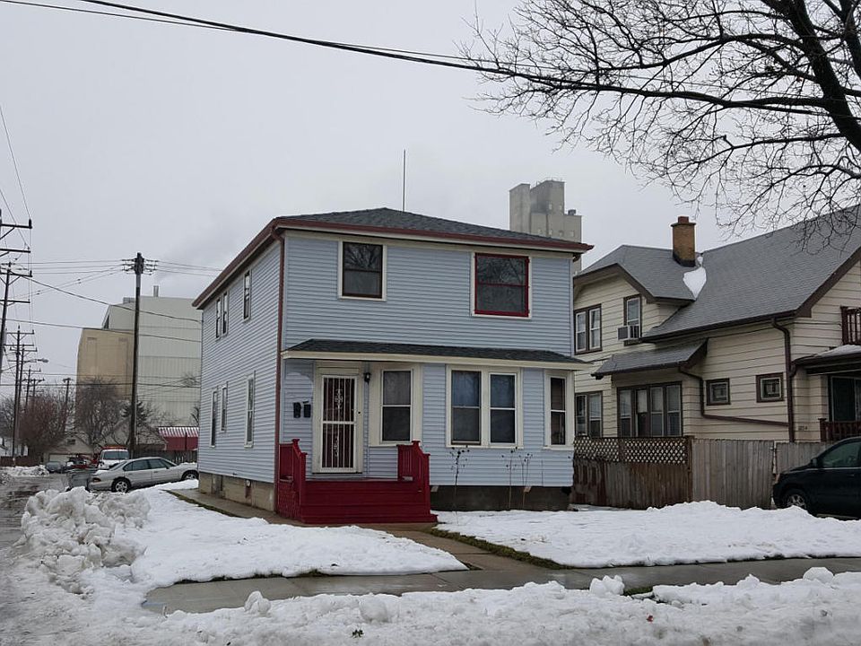 2nd image of 2255 S 37th St #2257