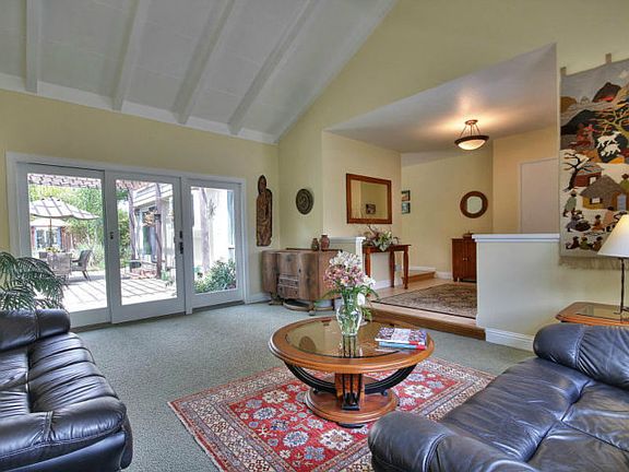 3rd image of 4055 Valerie Dr