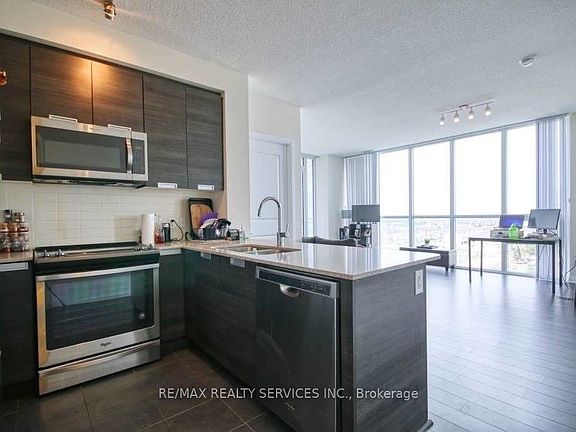 5th image of 5025 Four Springs Ave #1202
