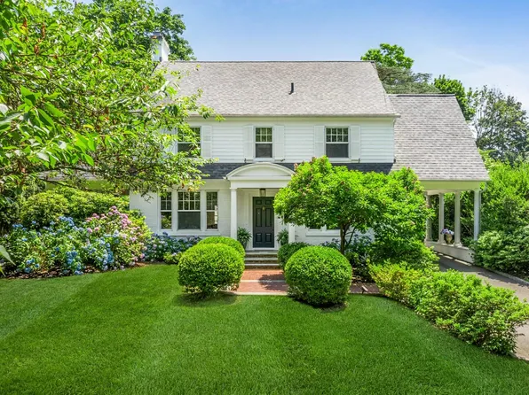 70 Fairview Street, Huntington, NY 11743