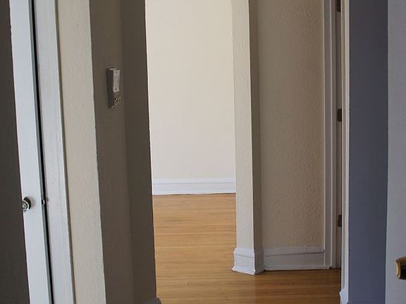 3rd image of 2944-48 N Albany Ave #2948-3E