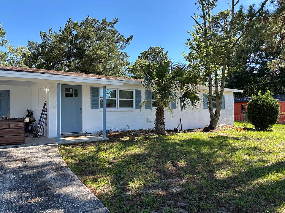 10768 Indies Dr S