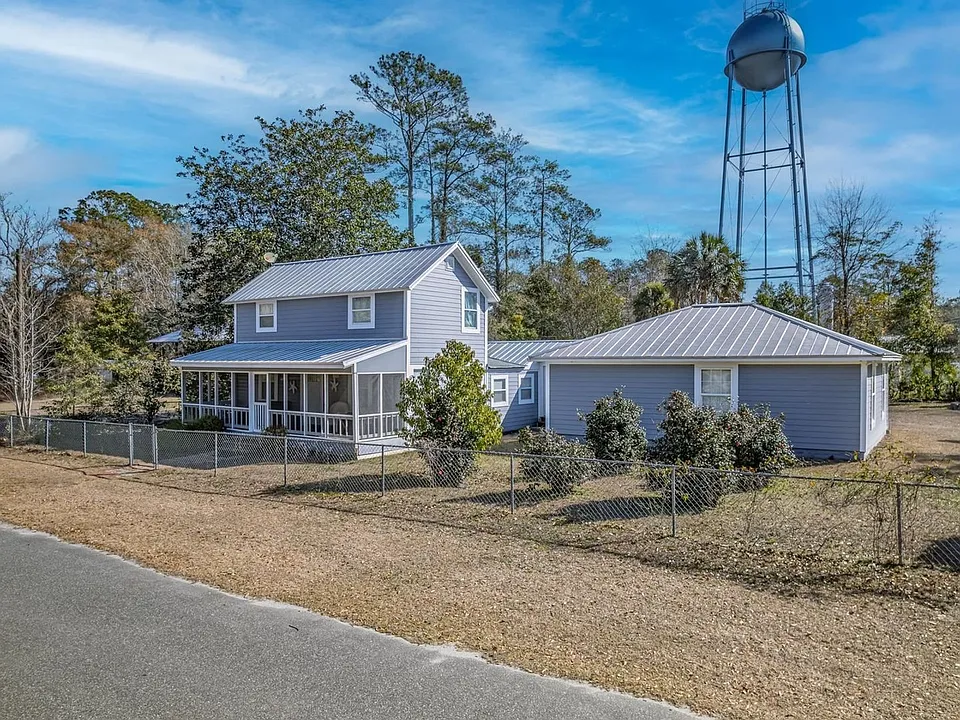 67 Yellow Jacket Ave