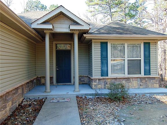 2nd image of 6 Bonnie Cir