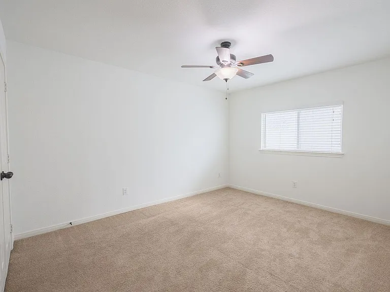 4017 Firenze Dr — Photo 18