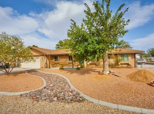 12815 Pawnee Rd, Apple Valley, CA 92308