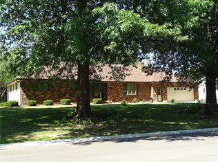 1300 Westridge Dr, Atchison, KS 66002