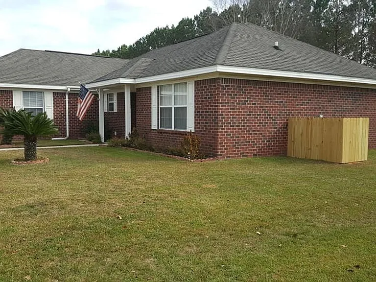 502 Meadow Ln — Photo 10