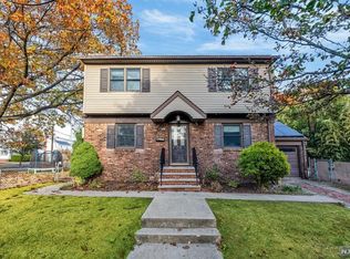 176 Palsa Ave, Elmwood Park, NJ 07407