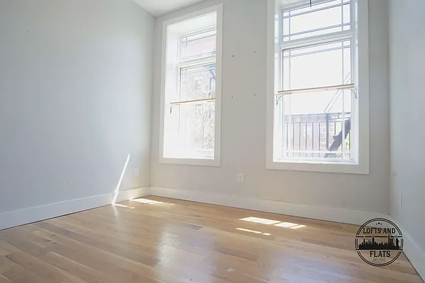 Rented by Lofts and Flats LLC | media 3