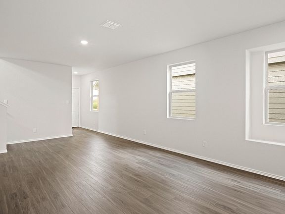 Family Room to Dining