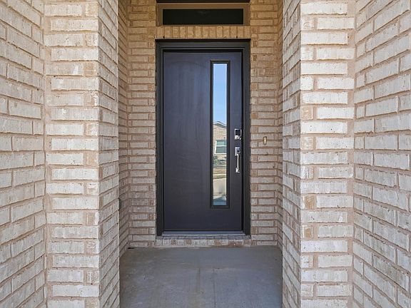 5th image of 1212 Nuevo Rancho Ln