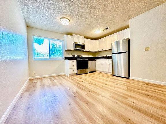 2nd image of 508 W Sacramento Ave #184