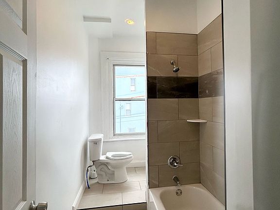 4th image of 1801 W Erie Ave #11368702