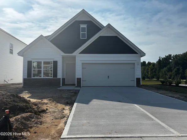412 Barter Drive, Vass, NC 28394