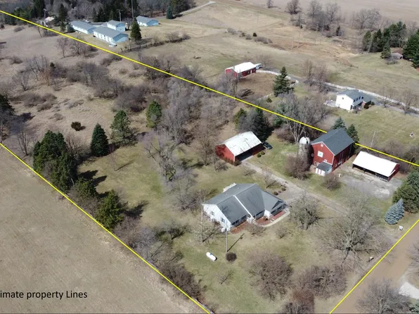 19229 Sharon Valley Rd, Manchester, MI 48158