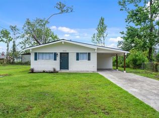 930 Bee Tree St, Westlake, LA 70669
