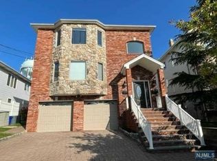555 Jefferson St FLOOR 2, Carlstadt, NJ 07072