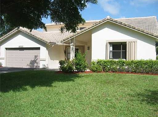 1st image of 4900 NW 92nd Ter