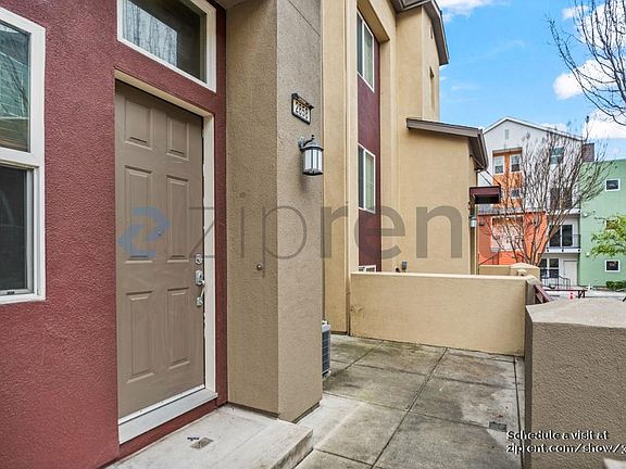 5th image of 2858 10th St