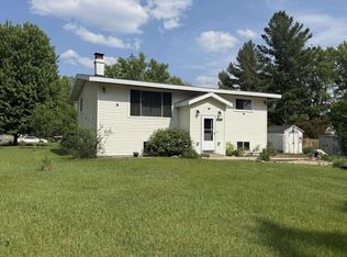 100 Raymond St, Friendship, WI 53934