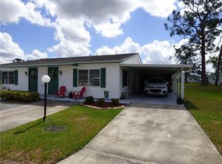 34 Dawn Flower Cir, Lehigh Acres, FL 33936