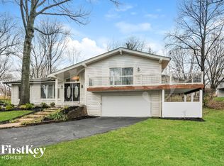 7 Saint Valery Ct, Lake Saint Louis, MO 63367