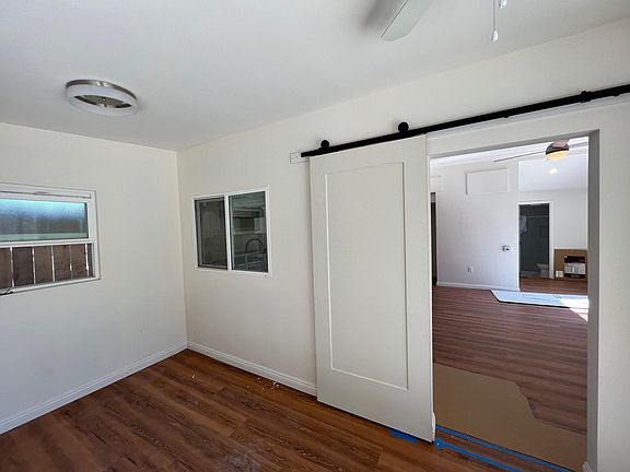 4th image of 4325 Briggs Ave