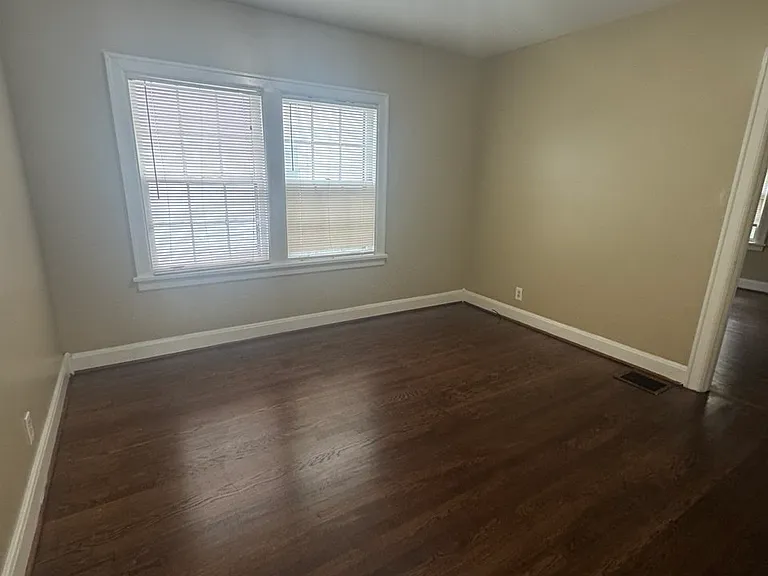 1714 Allison Pl — Photo 4