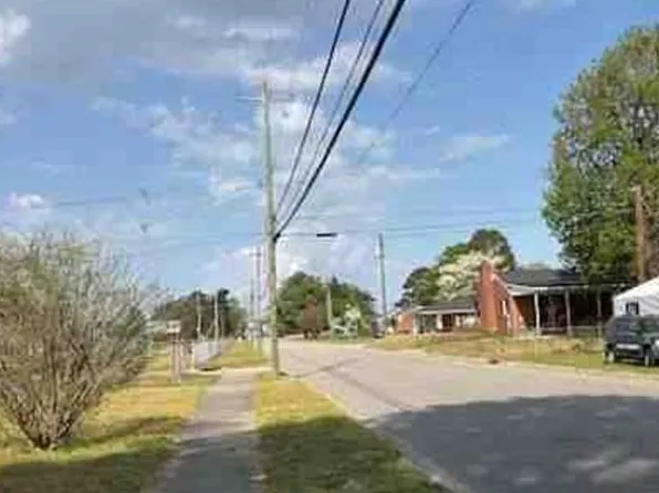 1305 Sunset Ave, Tarboro, NC 27886