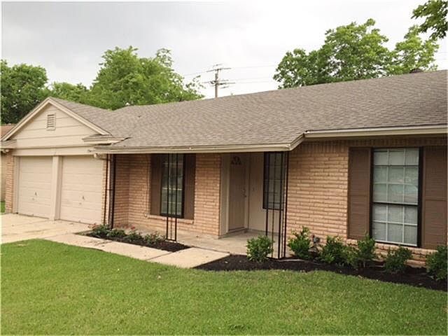 1st image of 15407 Indian Woods Dr