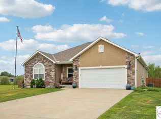 172 SE 1181st Rd, Knob Noster, MO 65336