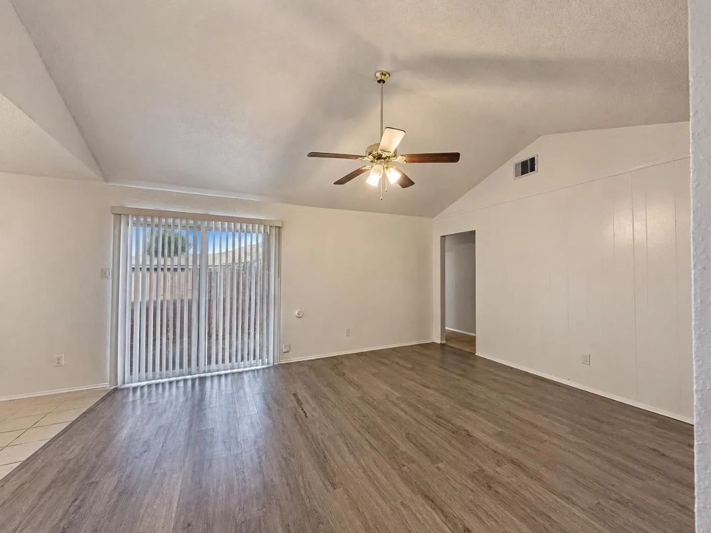 12814 Greenshire Dr. — Photo 4