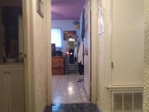 4th image of 2002 Juan Seguin Dr