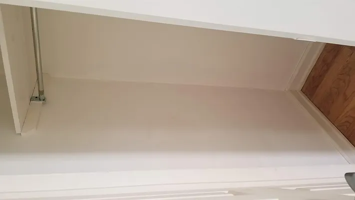 Rented by Max & Associates Realty Corp | media 9