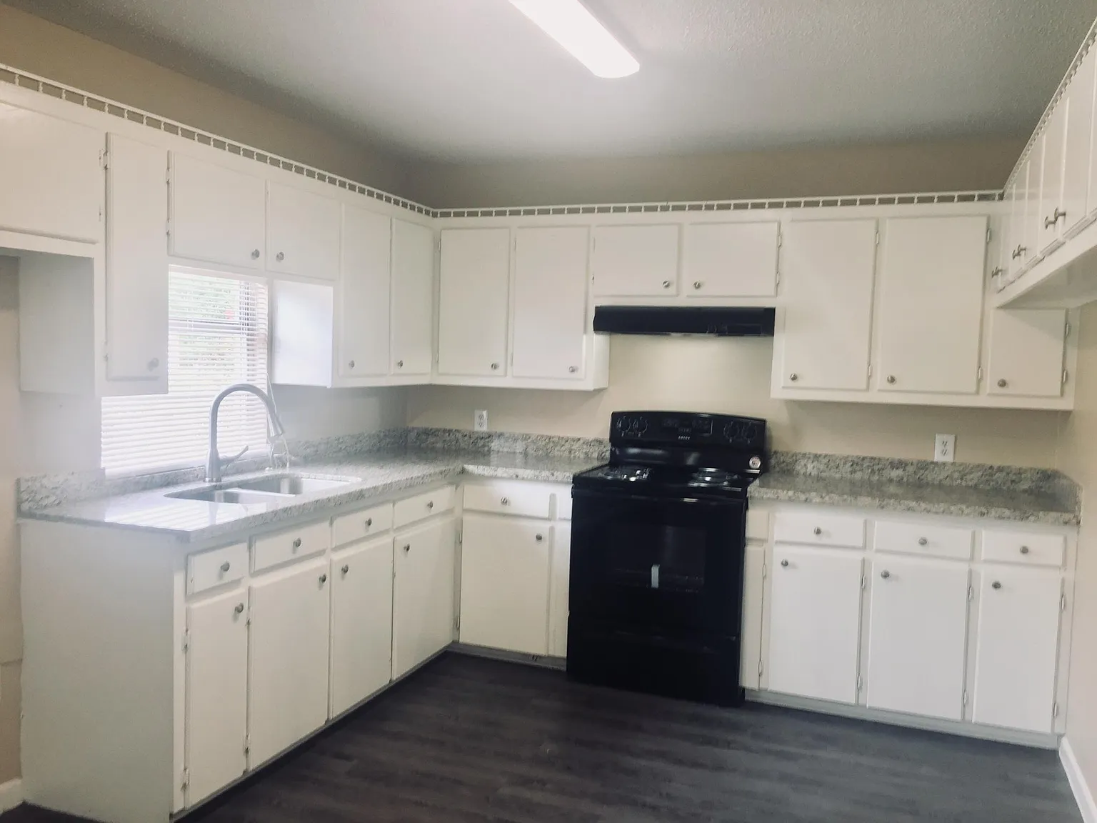 3 bed, 1482 sqft, $1,495 — Photo 3