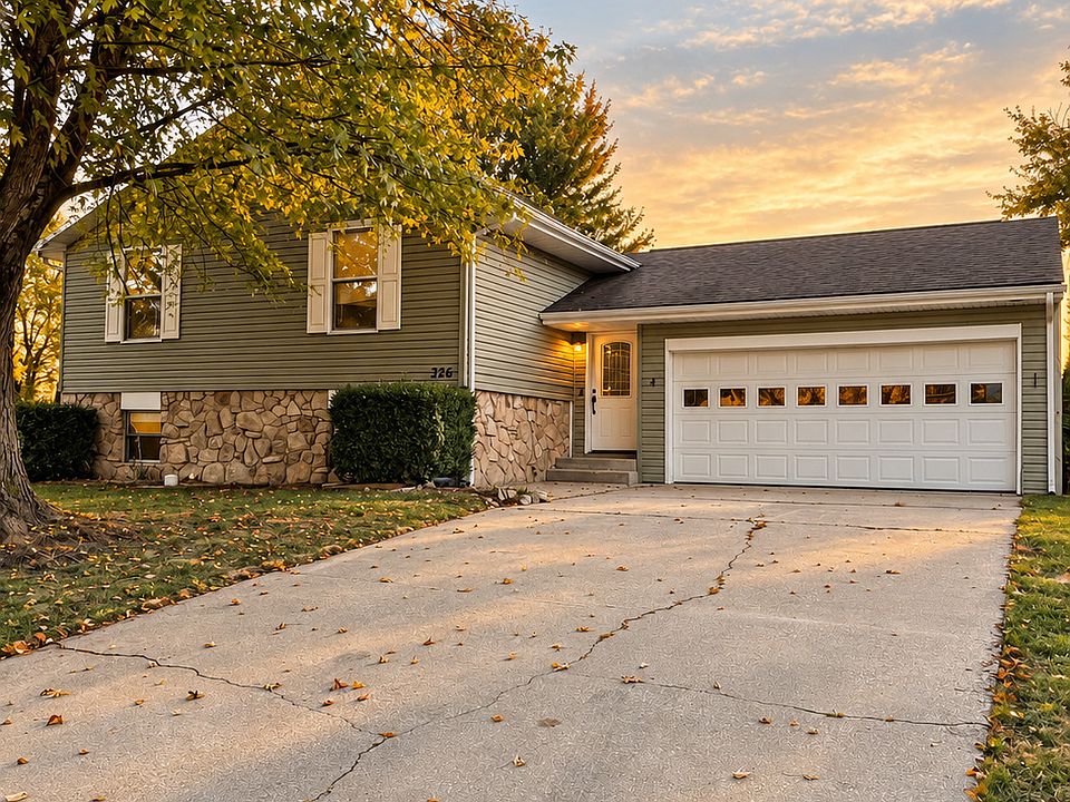1st image of 326 Glenbrook Dr