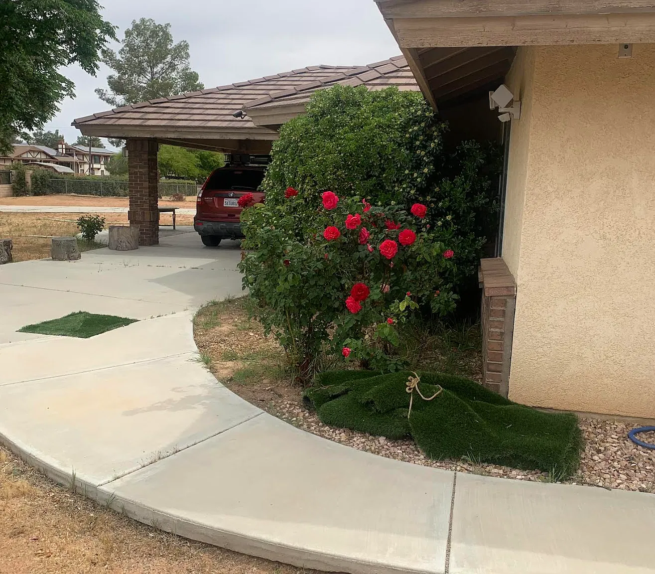 4 bed, 2554 sqft, $3,000 — Photo 2
