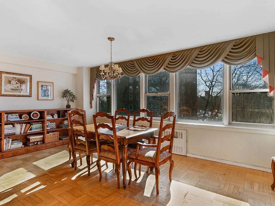 1st image of 4555 Henry Hudson Pkwy APT 510