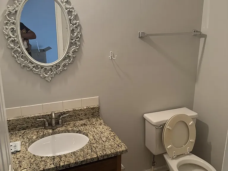 1853 Grant Ct NW — Photo 5