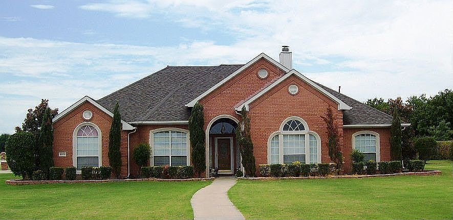Front of 1 Acre Lot