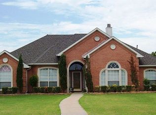 10120 Shannon Cir, Forney, TX 75126
