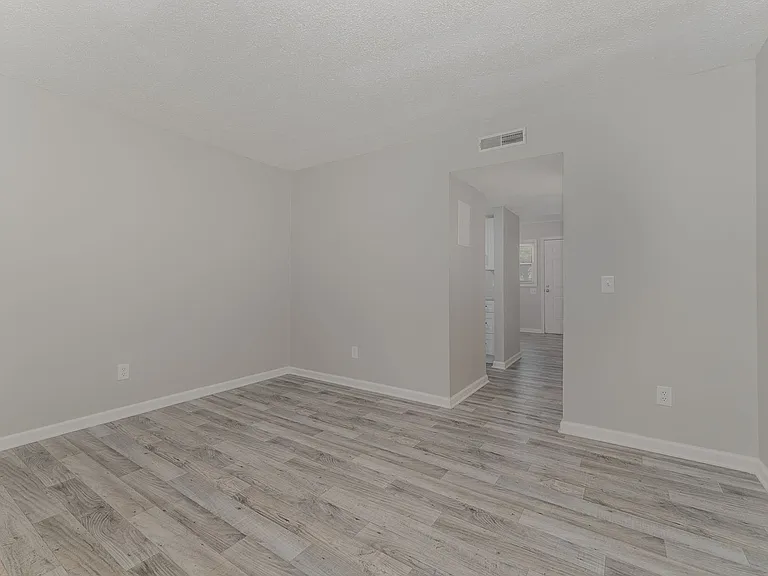Caswell at Central Avenue — Photo 24