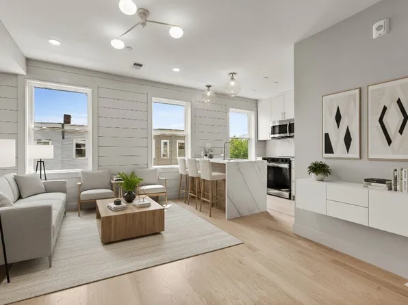 88 Maverick St Floor 3, Boston, MA 02128